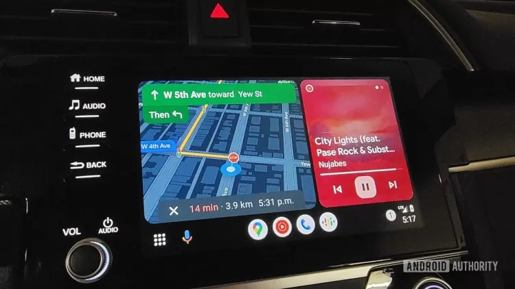 Android Auto’nun yeni Google Asistan kullanıcı arayüzü, Siri’den büyük yankı uyandırıyor