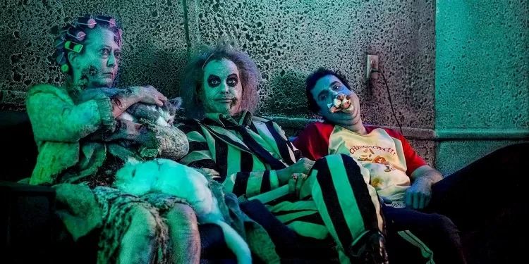 Beetlejuice Beetlejuice Lydia’nın Kocasının Ölümüyle İlgili Gizem Yazarlar Tarafından Ele Alındı