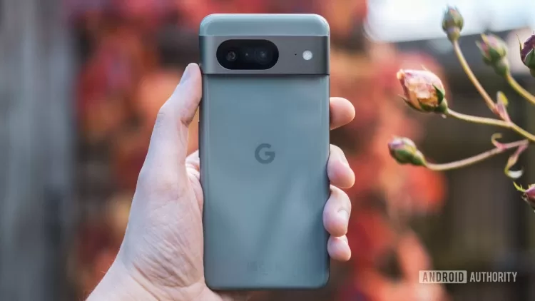 Google Pixel 8 bir tek 399 $ ve hala mükemmel bir telefon!